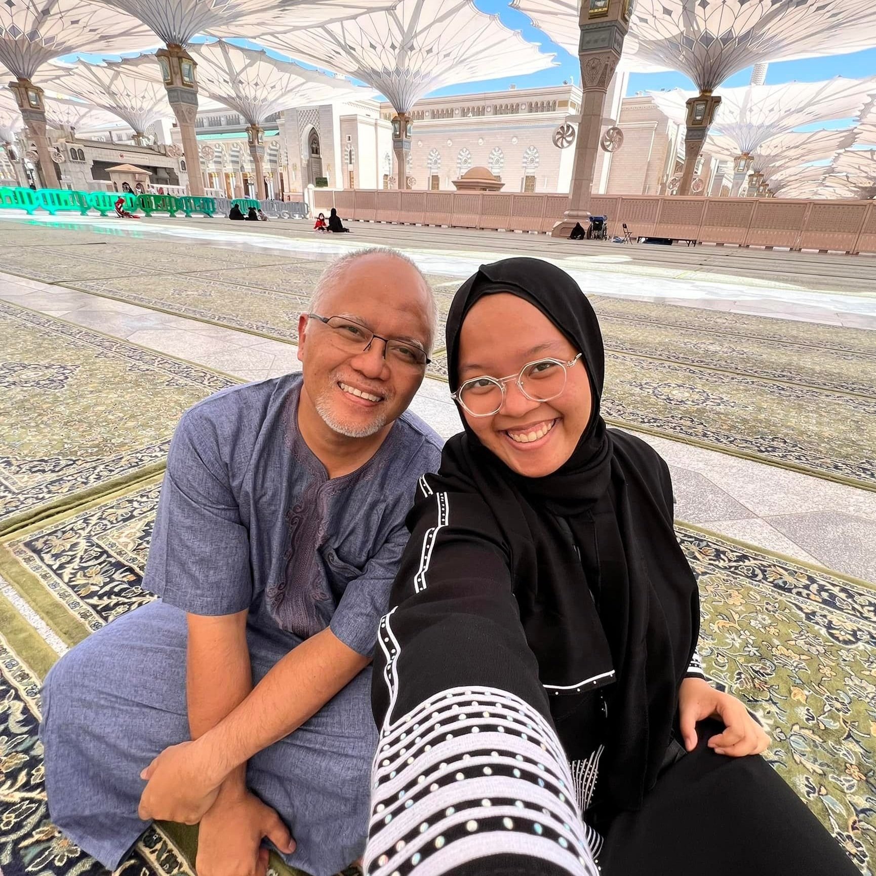 Berselawat ke atas Nabi s.a.w