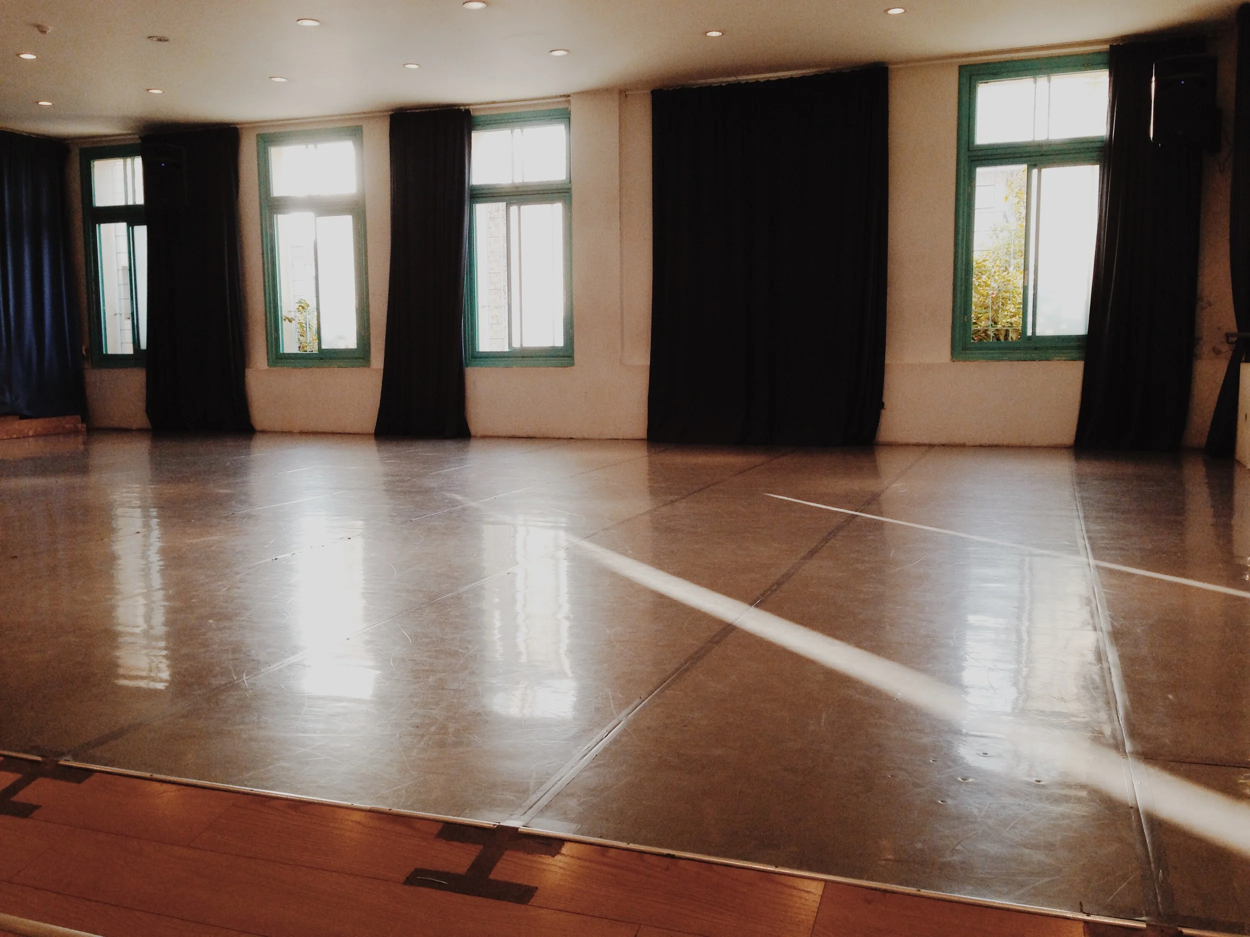 Studio on the ground floor. Just before evening classes.