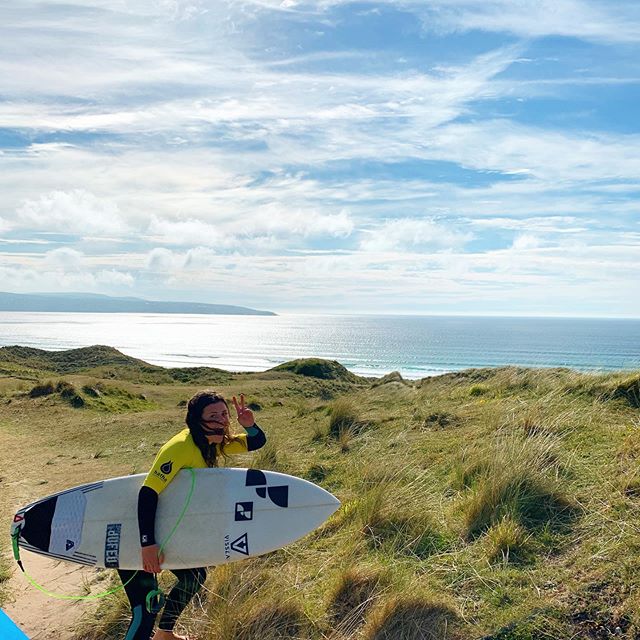 Pumped up & ready! Lines! lines! lines!
.
.
#visitcornwall #lovecornwall #surfinglessons #learntosurf #sunsout #sunset #surf #session #livebythesea #privatelesson #advanced #coaching #surfclub #cornish #beach #surfsup #sunsetsessions #eskinzo #hayle #gwithian #cornwall