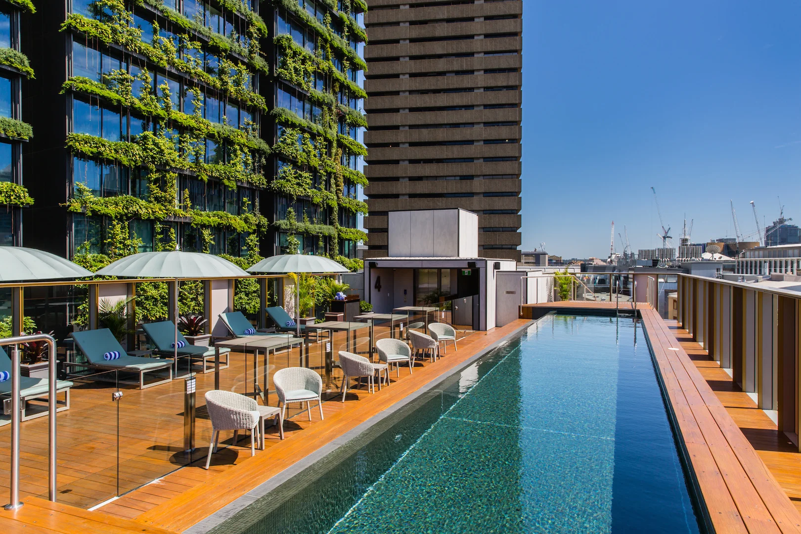 EN4A1894_NikkiTo+Rooftop+Pool+and+Bar+-+UTS+and+city+views_landscape.jpg