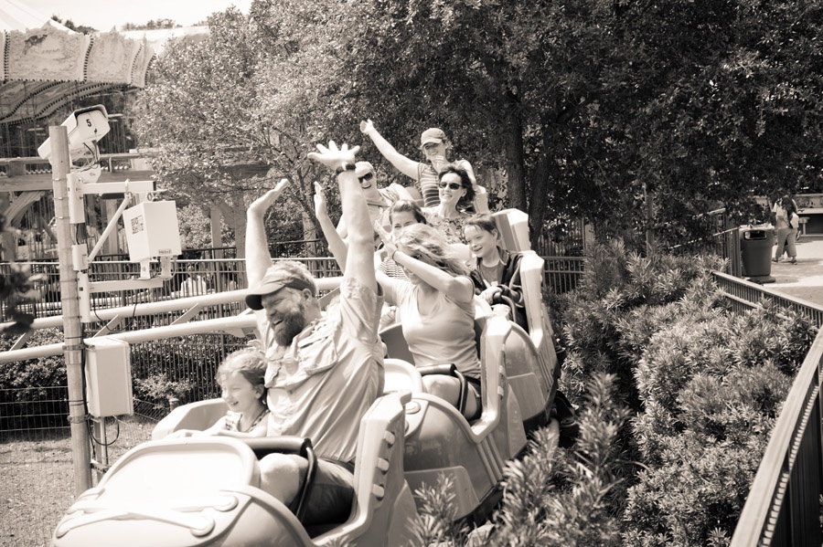Austin_Travel_Writer_Photographer_Fiesta_Texas_6.jpg