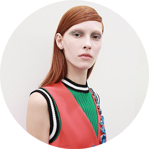 The petrol blue look at Prada: Regream from @patmcgrathreal