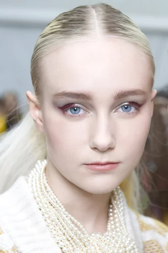 2014-15 Fall-Winter Ready-to-Wear, CHANEL Show Backstage, Makeup CHANEL, photographer Vincent LAPPARTIENT.&nbsp;