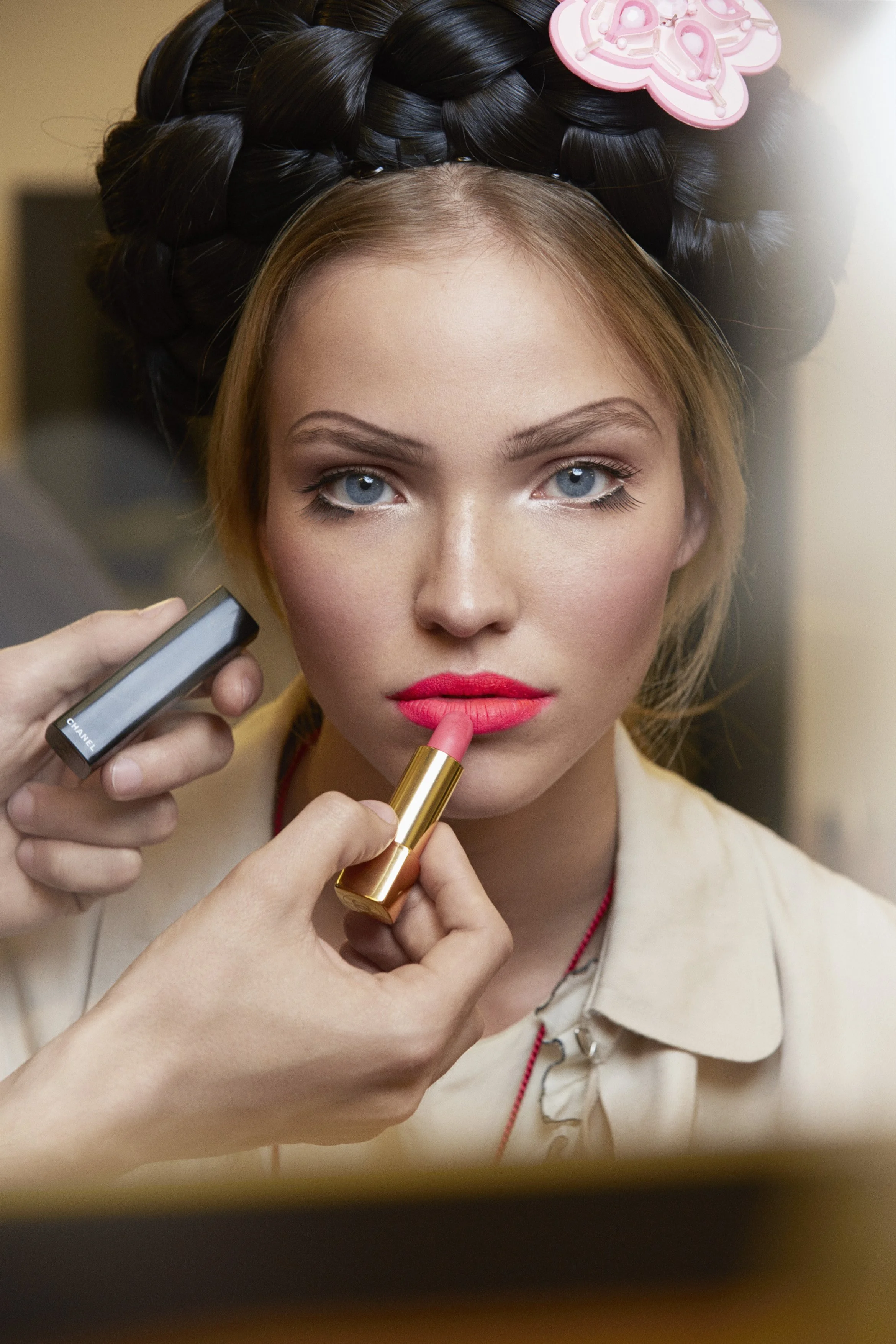 Chanel Cruise 2016 makeup lipstick neon rouge velvet in l'eclatant