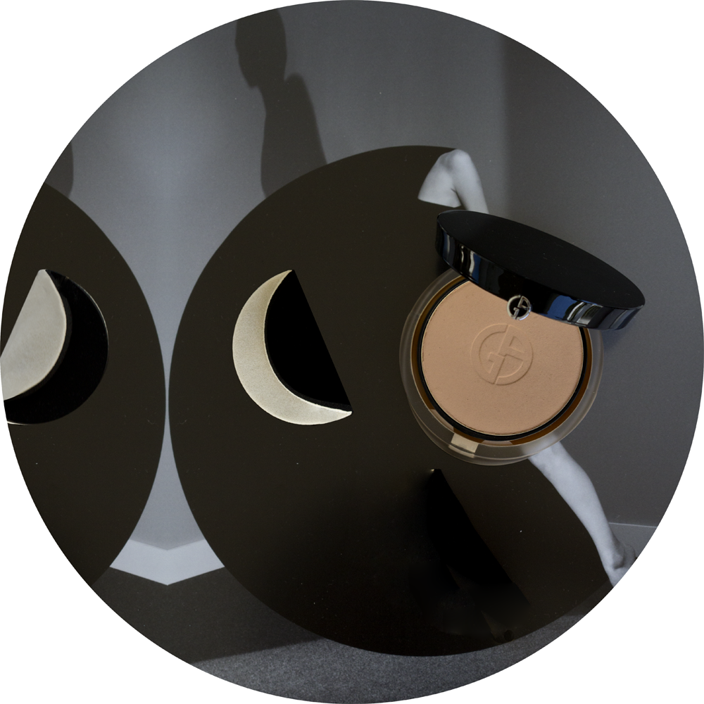 Giorgio Armani Luminous Silk Powder Foundation is about to double your options