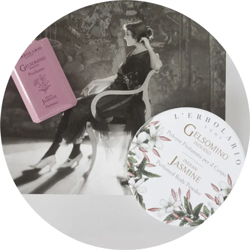 Just puff some Indian Jasmine on! Courtesy of L'Erbolario
