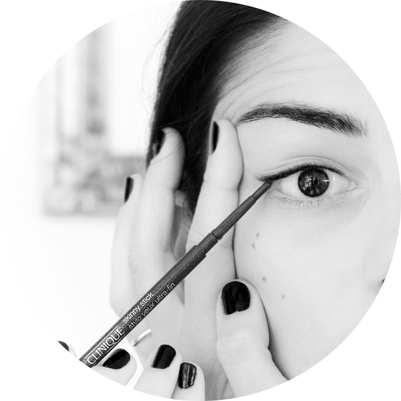 HOW TO CREATE THE PERFECT TIGHTLINER WITH THE NEW CLINIQUE SKINNY STICKS