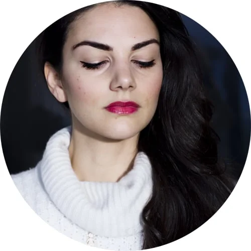 how to sport lipstick/lipgloss when you have chapped lips