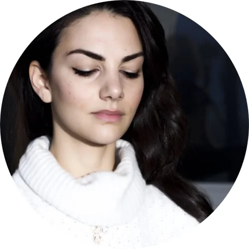 winter means chapped lips, save them with a lipgloss