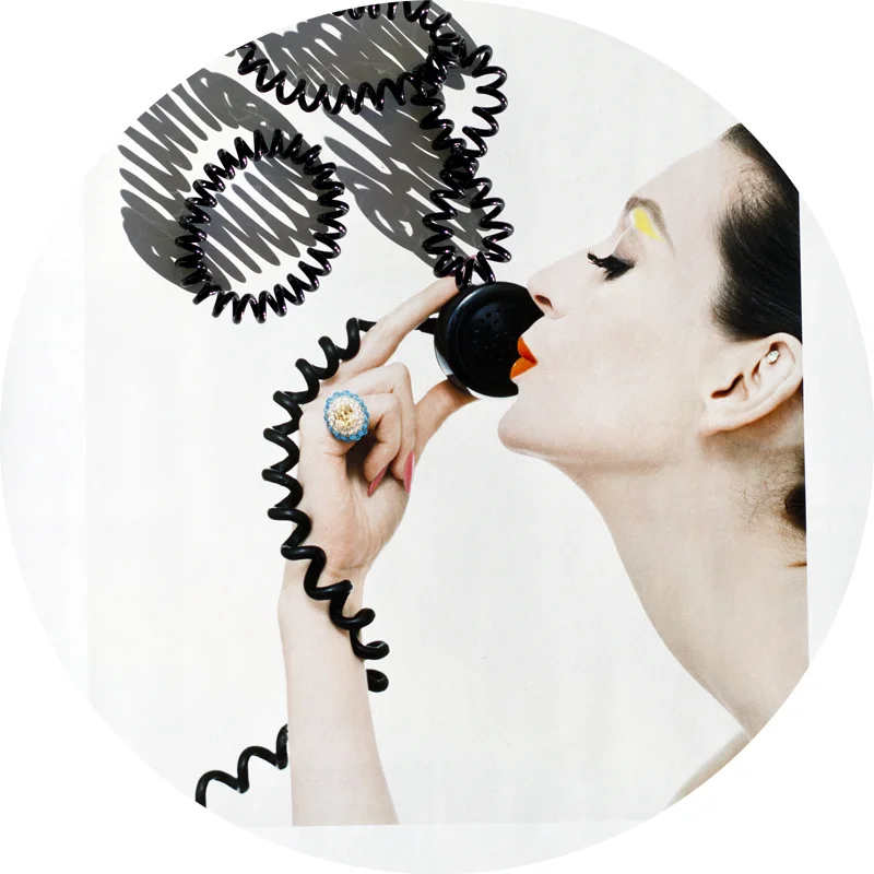 Tying your hair is THAT SIMPLE with Invisibobble