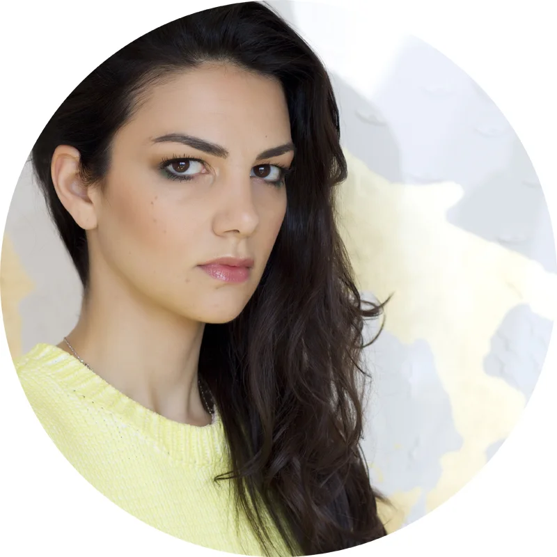 The sunlight-drenched makeup