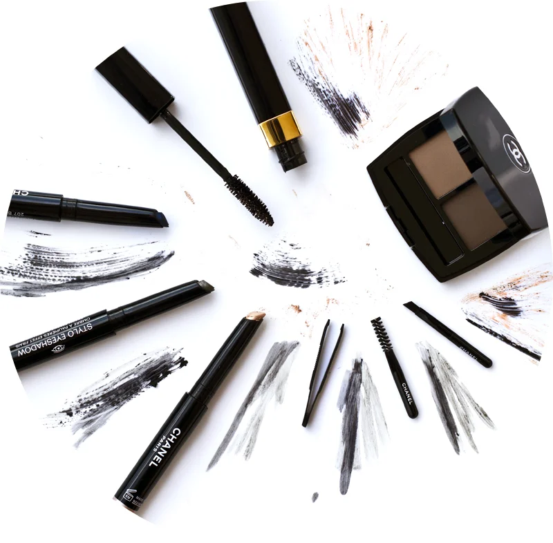 Chanel puts eyes in the spotlight with the Collection Eyes 2016