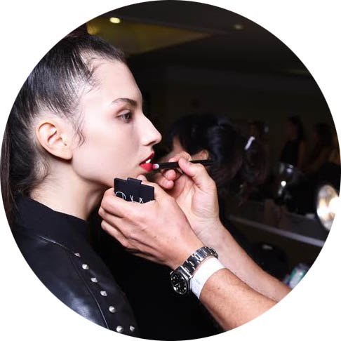 How they extended the lipstick life spam at Creatures of the Wind SS 2017