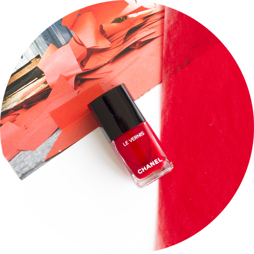Le Vernis Longue Tenue in Rouge Puissant