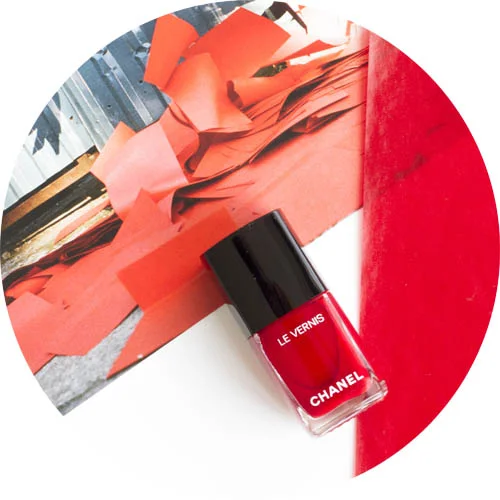 Chanel Rouge Puissant: the red nail polish