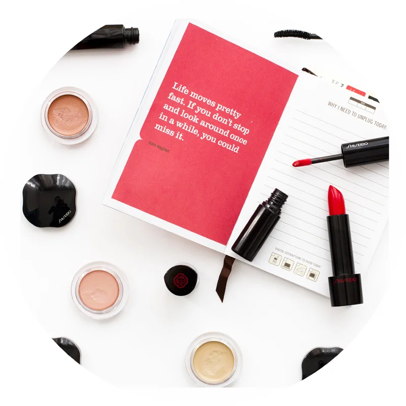 Shiseido Rouge Rouge and Lacquer Rouge -&nbsp;Shimmering Cream Eye Color - Automatic fine eyeliner.