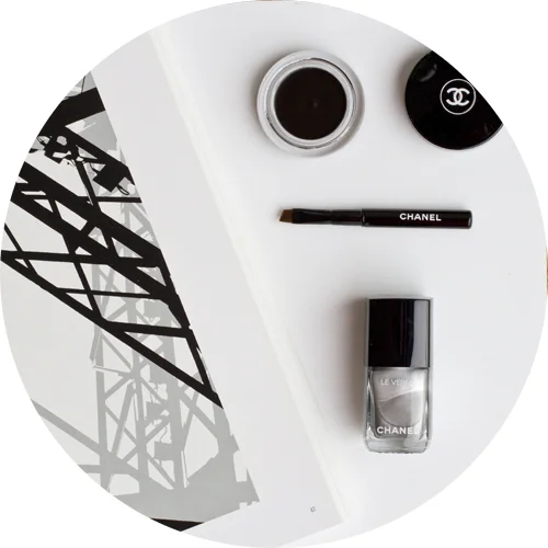 Calligrafie de Chanel Hyperblack 