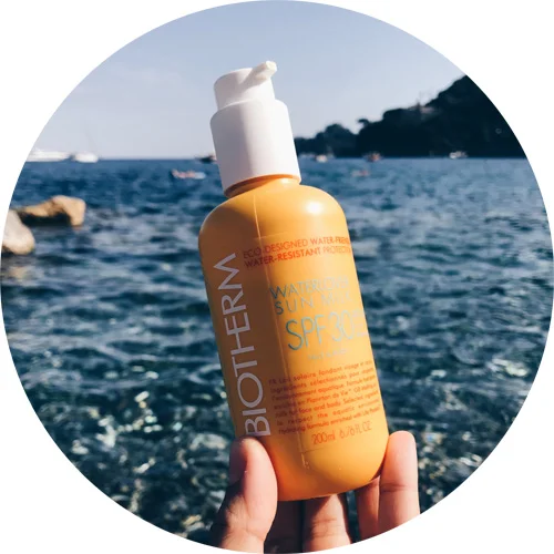 Biotherm Waterlover Sun Milk protects your skin and the aquatic environment