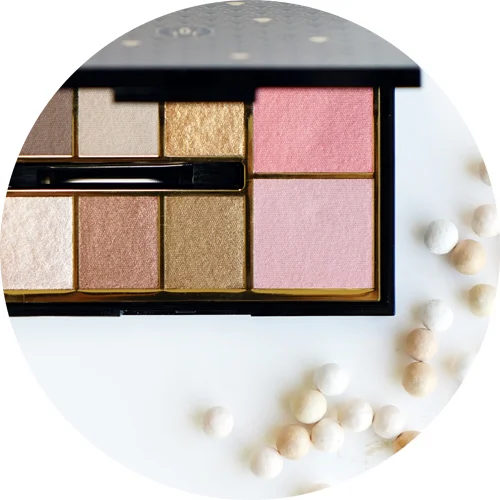 Guerlain Christmas 2017 makeup collection-Gold Guerlain Palette.jpg