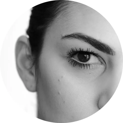 It's all about the lashes