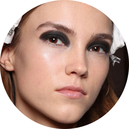 julienmcdonald- autumn-winter-2017-makeup-trends.jpg