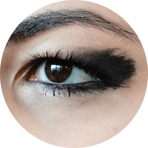 makeup trend inverno winter 2017- arty black liner.jpg
