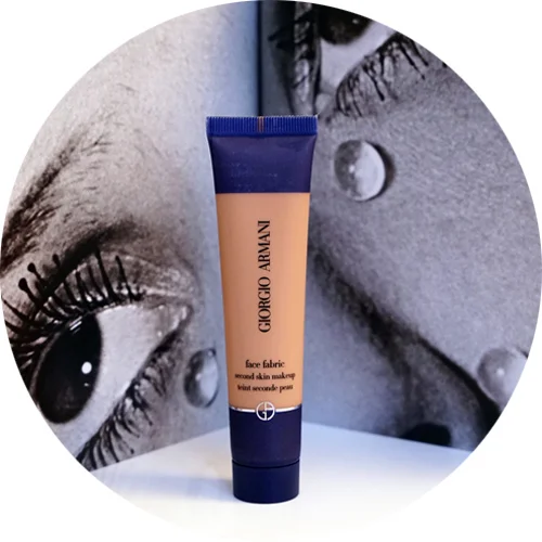 Giorgio Armani Face Fabric foundation is... back!