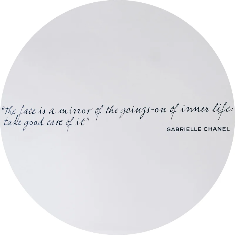 Sensorialità, semplicità e naturalezza: Chanel detta le tendenze skincare 