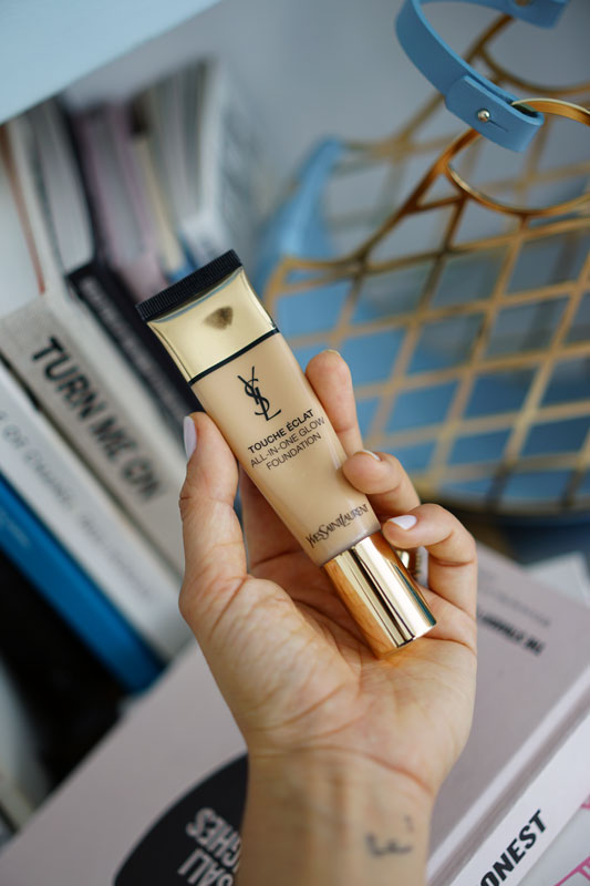 YSL-touche-d'eclat-all-in-one-glow-foundation-5.jpg