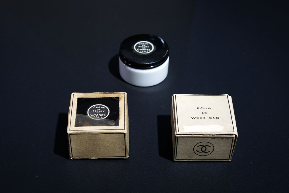 Chanel-Laboratoires-Patrimoine-Chanel-Vintage-Skincare-creme-du-jour.jpg