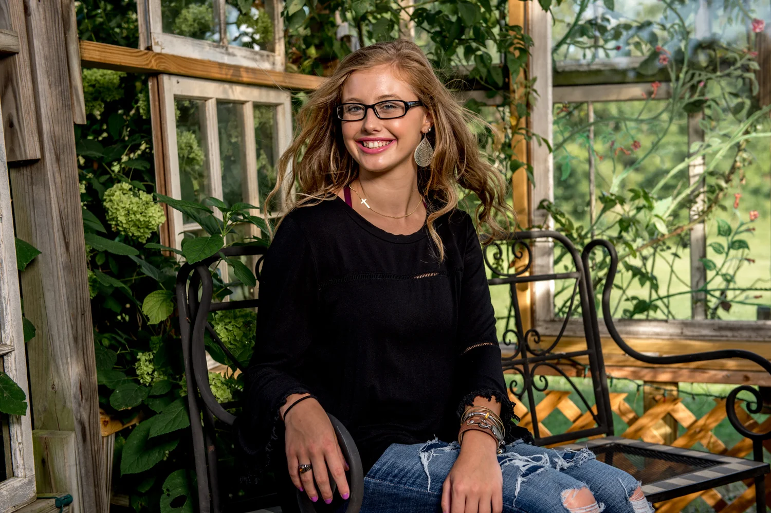 Alexis Senior 18-22.jpg