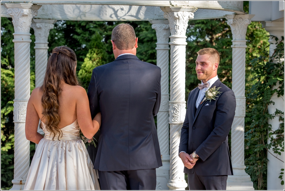 Alison-Creasy-Photography-Lynchburg-VA-Wedding- Photographer_0029.jpg