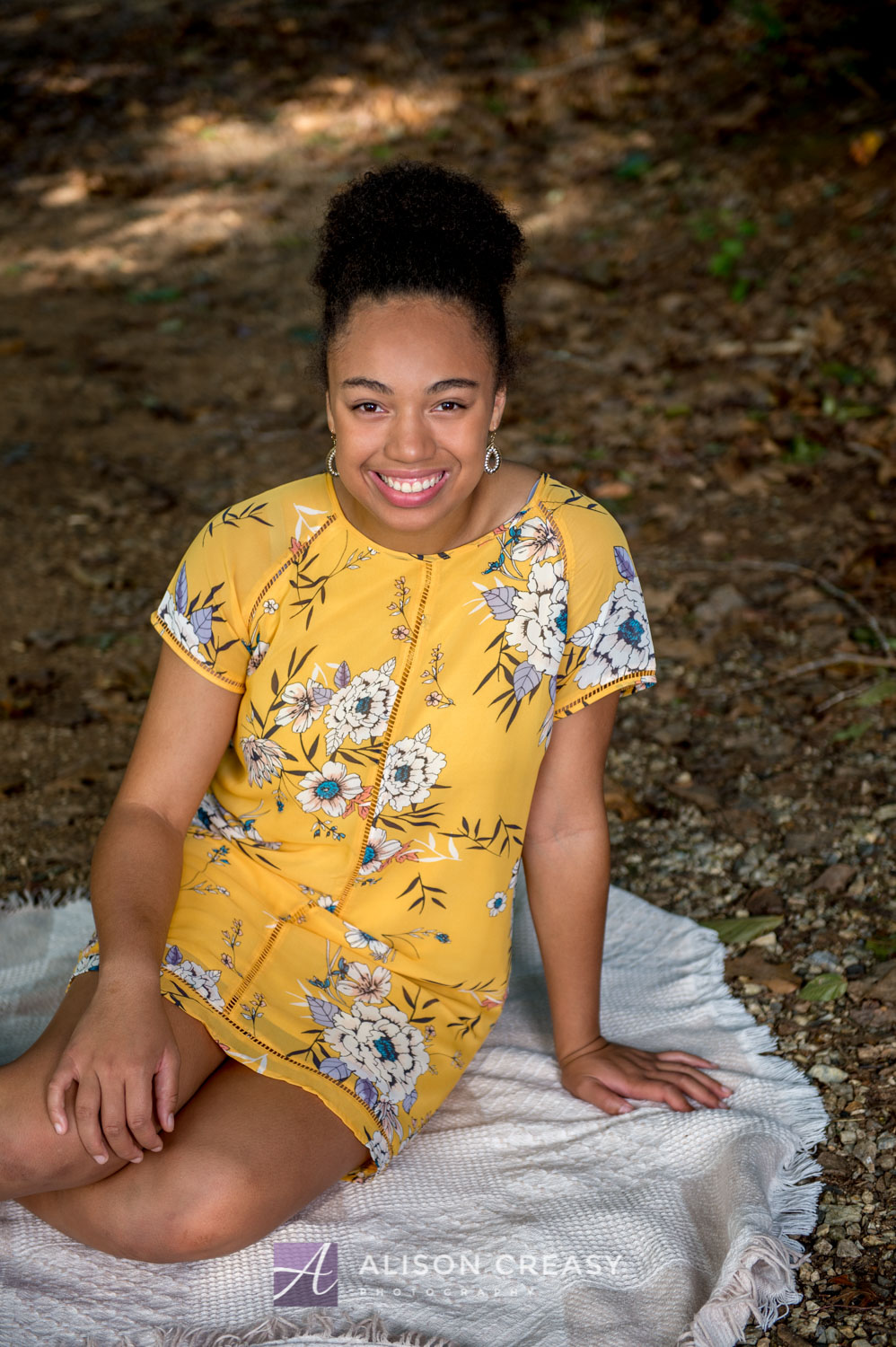 Scenic_outdoor_volleyball_senior_portraits_lynchburg_VA_alison_creasy_photographer--17.jpg