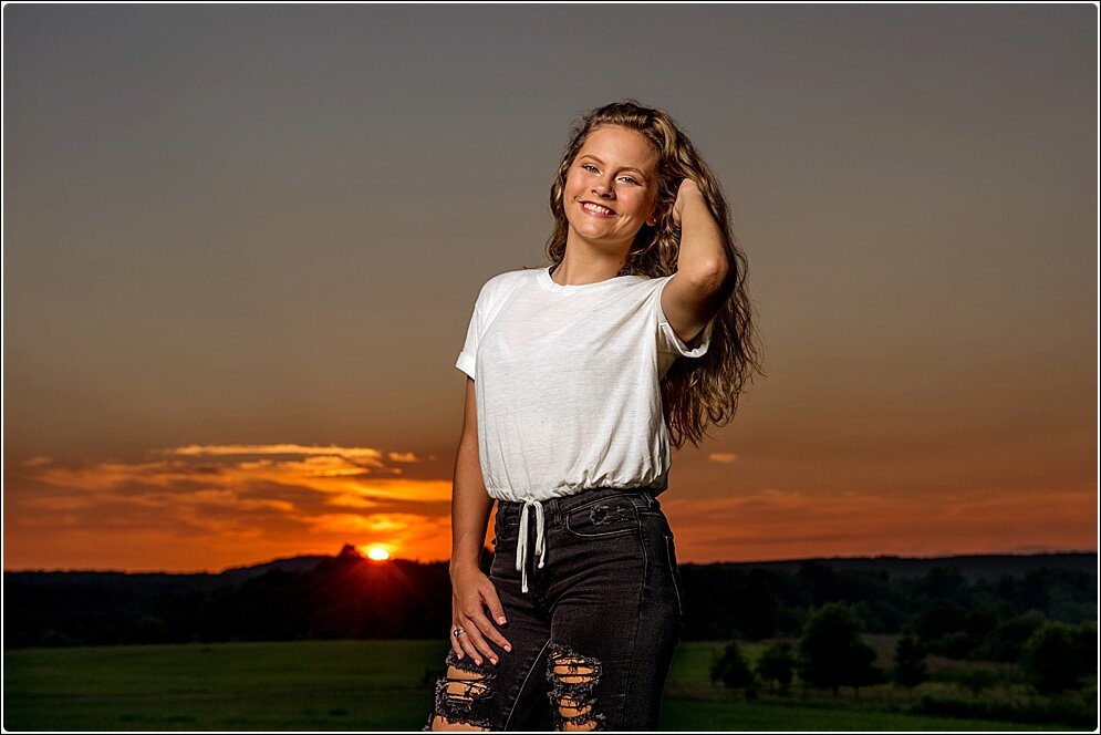 Senior_Portraits_Alison_Creasy_Photography_VA_Sunflower_0011.jpg