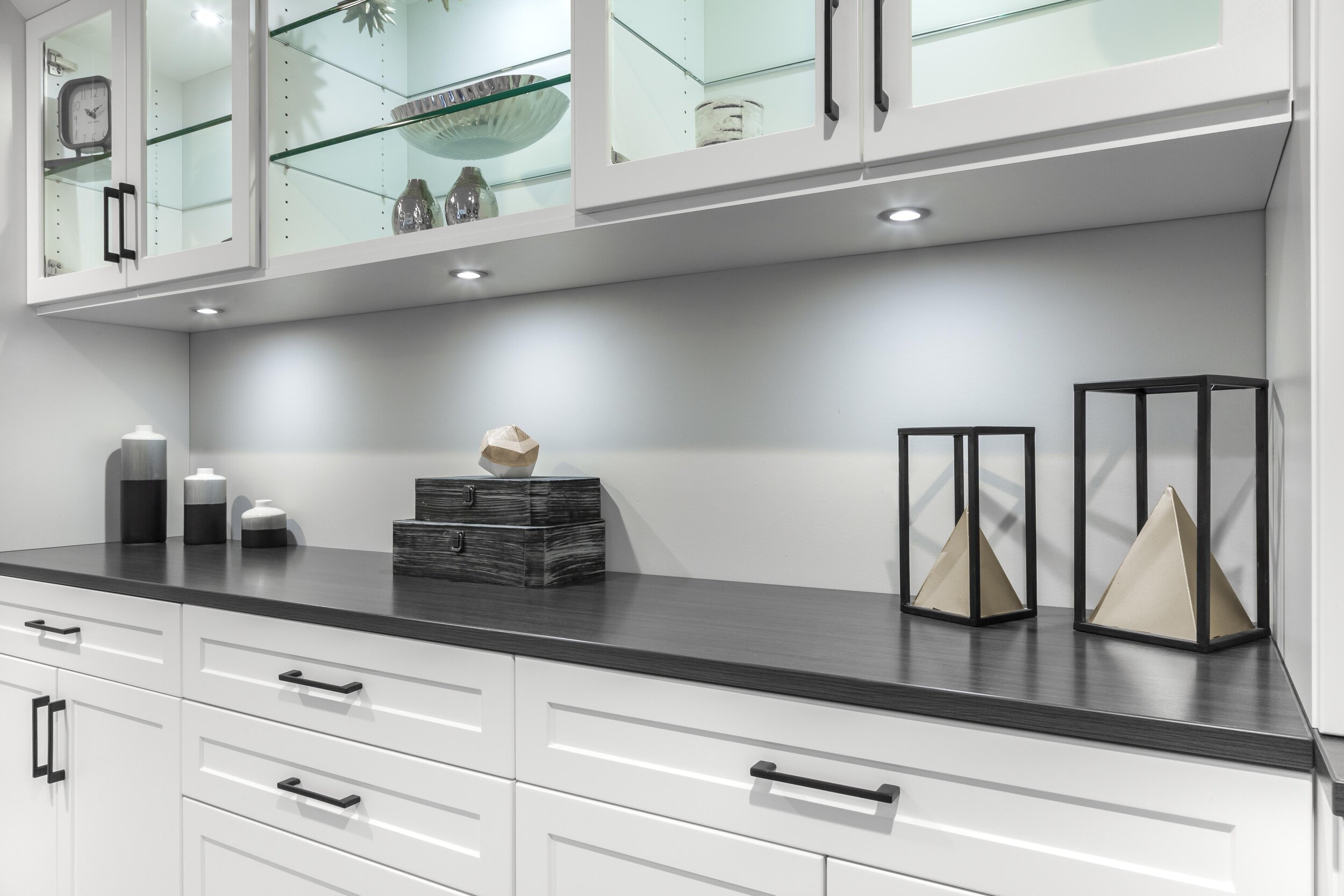 White & Licorice Wall Unit Upclose Lighting Sep 2019.jpg