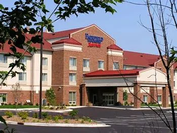 fairfield_inn_suites_by_marriott_wausau.jpg