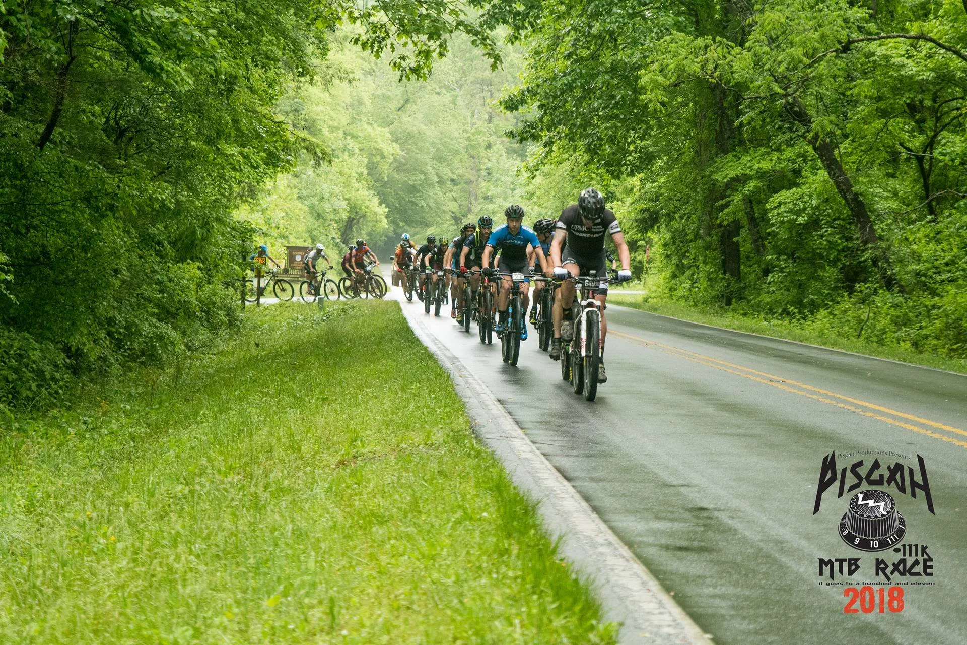 Starting out for glory! Photo credit: Asheville Icon Media, Steve Barker