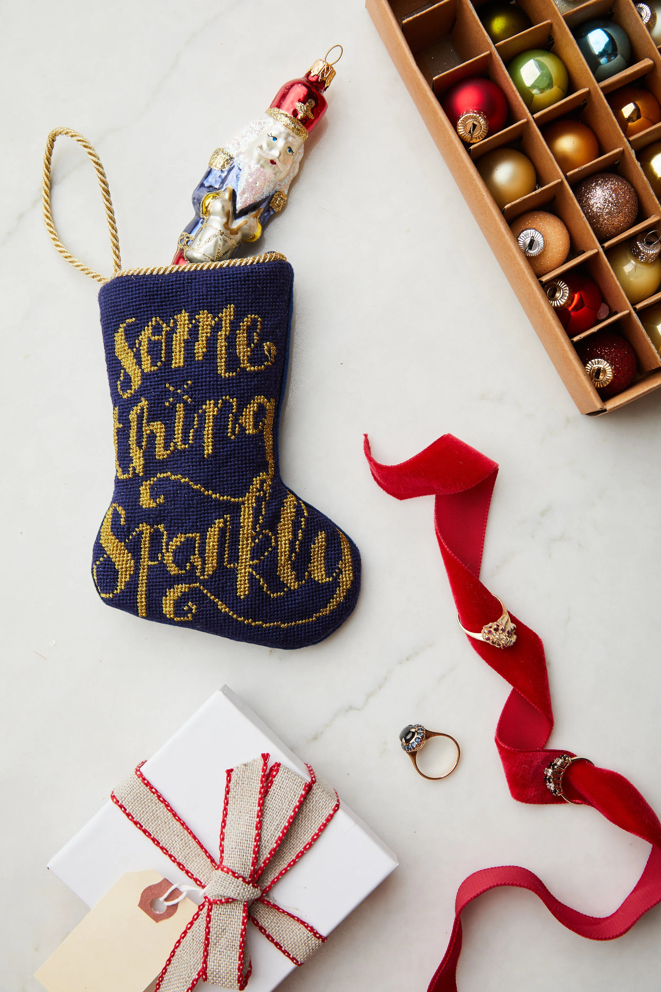 Atlanta Still Life Photographher Product Photographer Bauble Stocking5.jpg