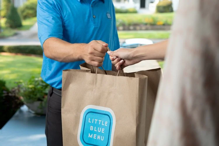Little Blue Menu Chick-fil-A Kathryn McCrary Photography_Delivery_3441.jpg