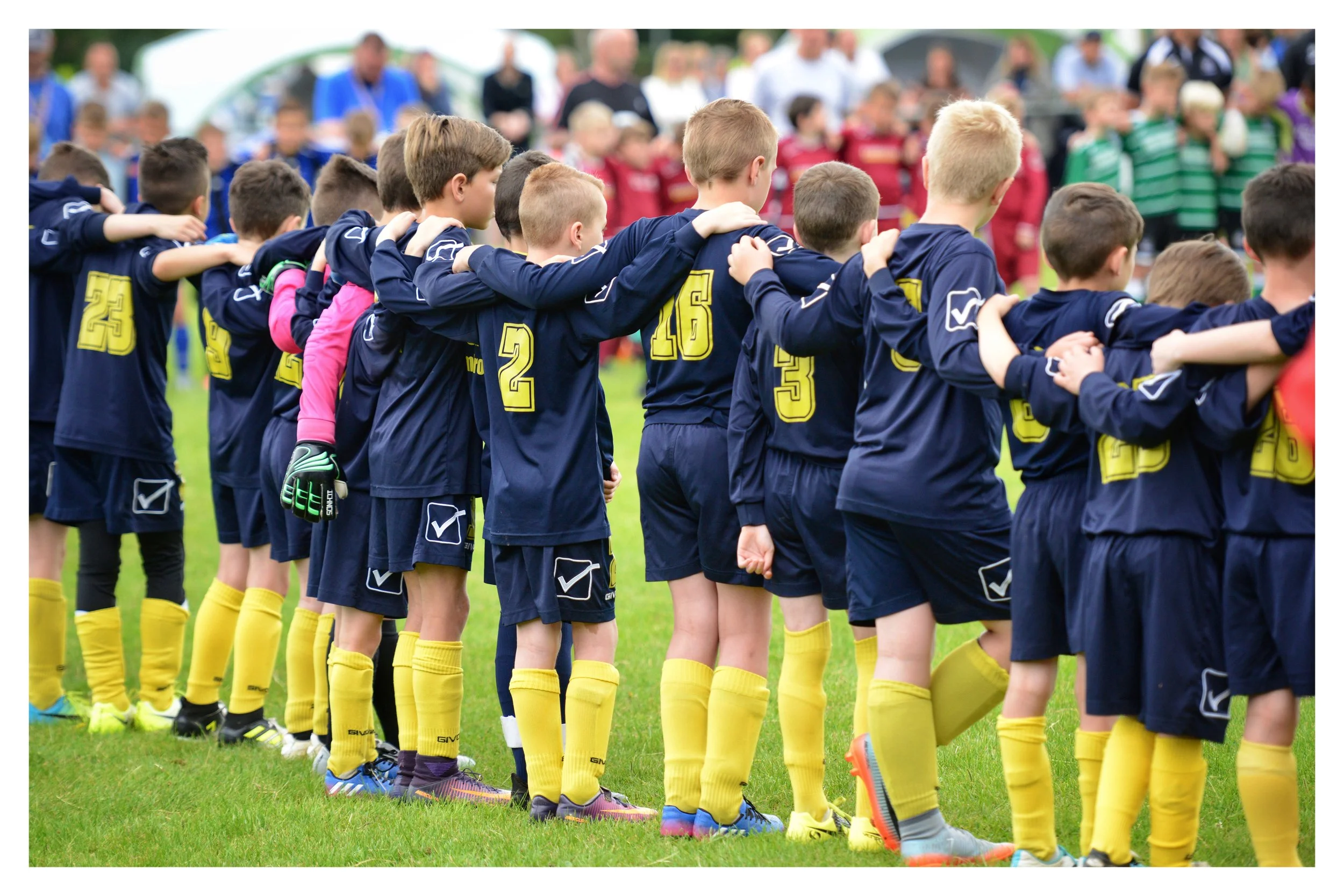 A fitting tribute and wonderfully well respected minutes silence in memory of Bradley Lowery who sadly lost his battle with cancer days before.