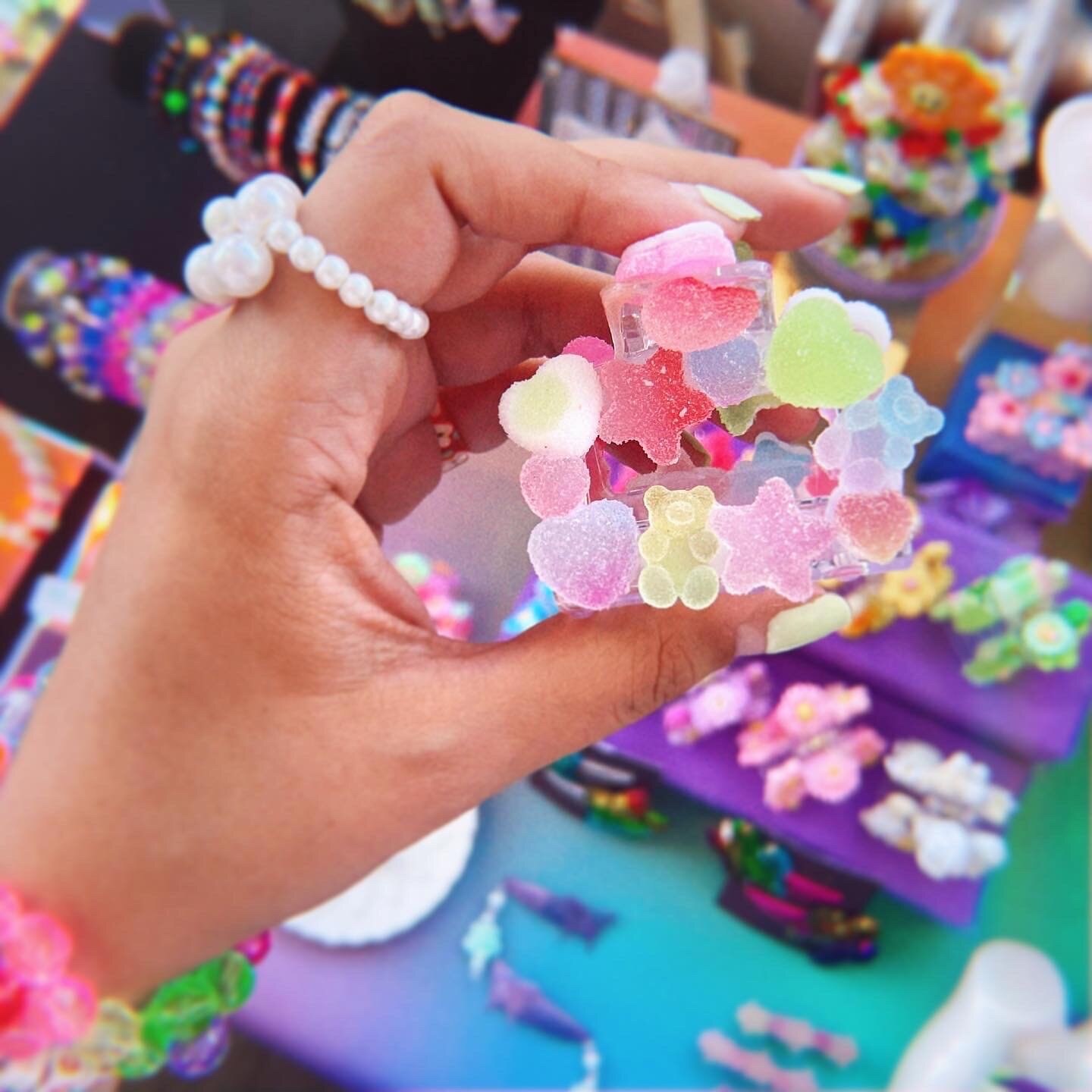 FF63F01E-373A-412F-A717-687199067471