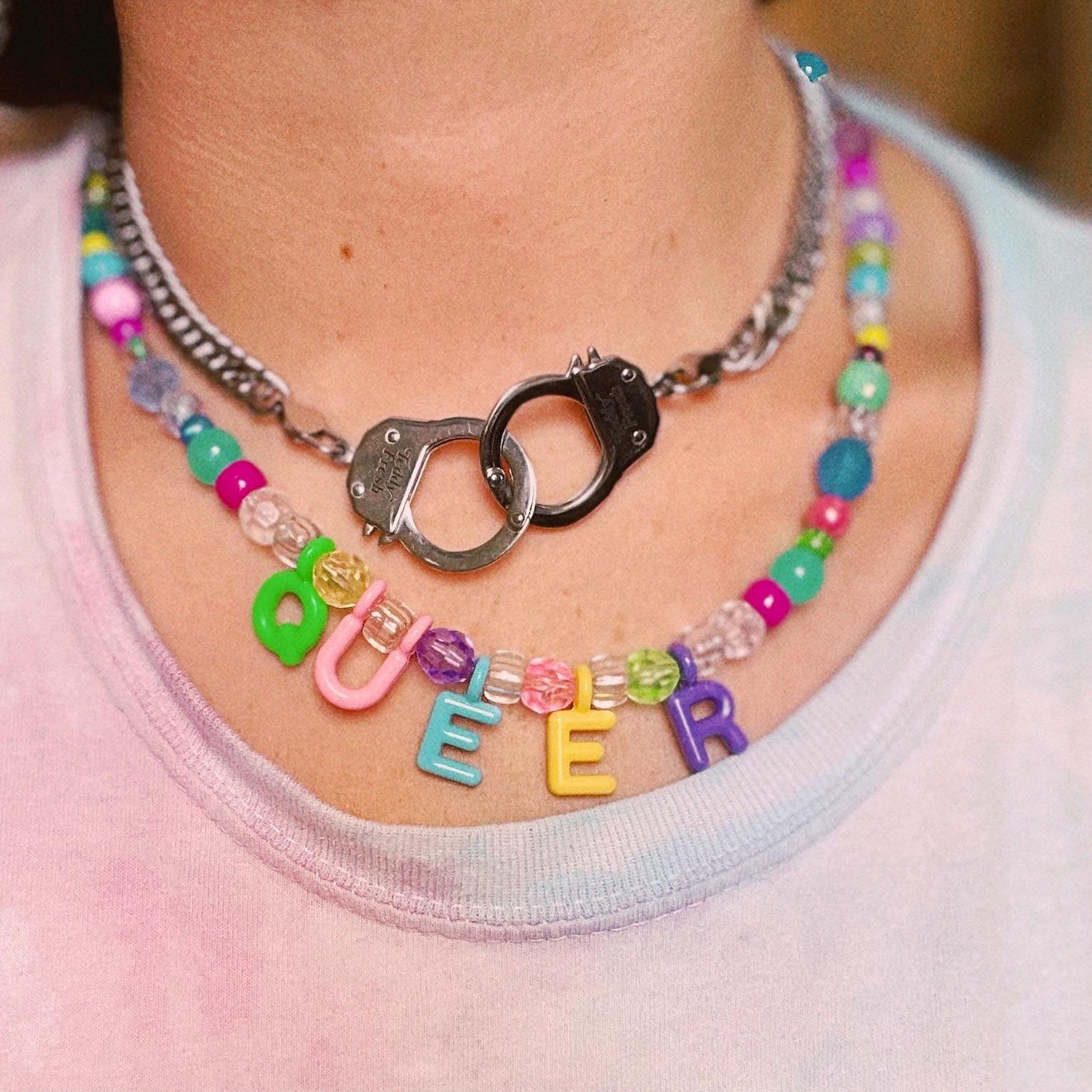 Happy Pride 🏳️&zwj;🌈🏳️&zwj;⚧️ this necklace and more will be available to shop at next week&rsquo;s Bead Bar with @thewondermarketnyc 

Hope to see you there ✨