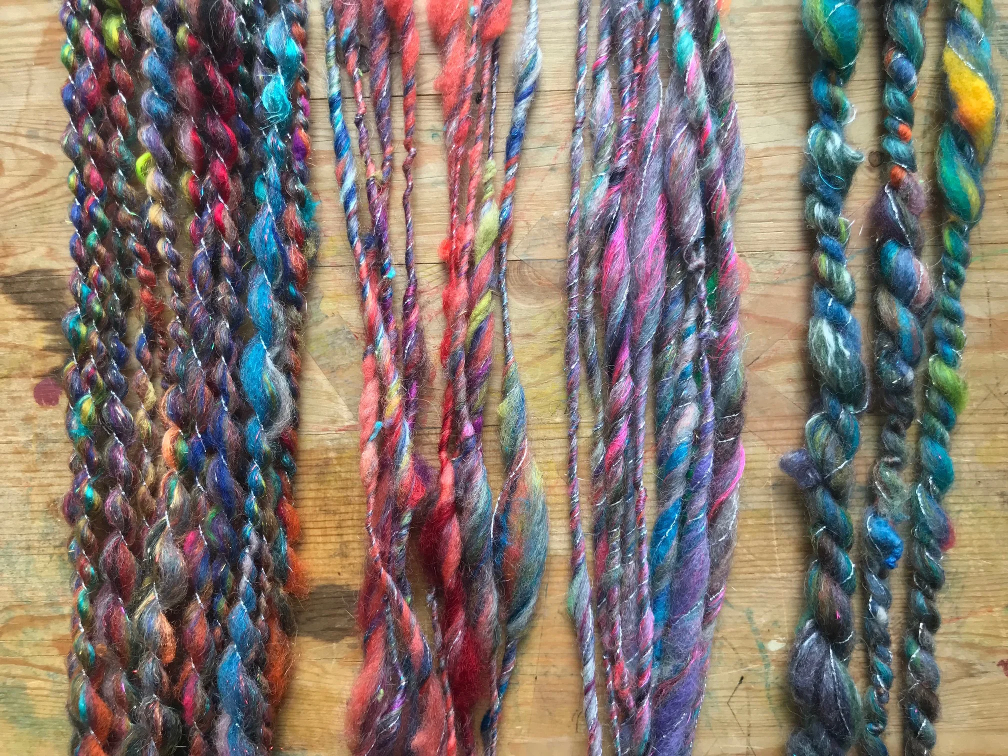 Left to right: Thread ply, Racing Stripe, Auto Wrap and Auto Wrap plied on itself.