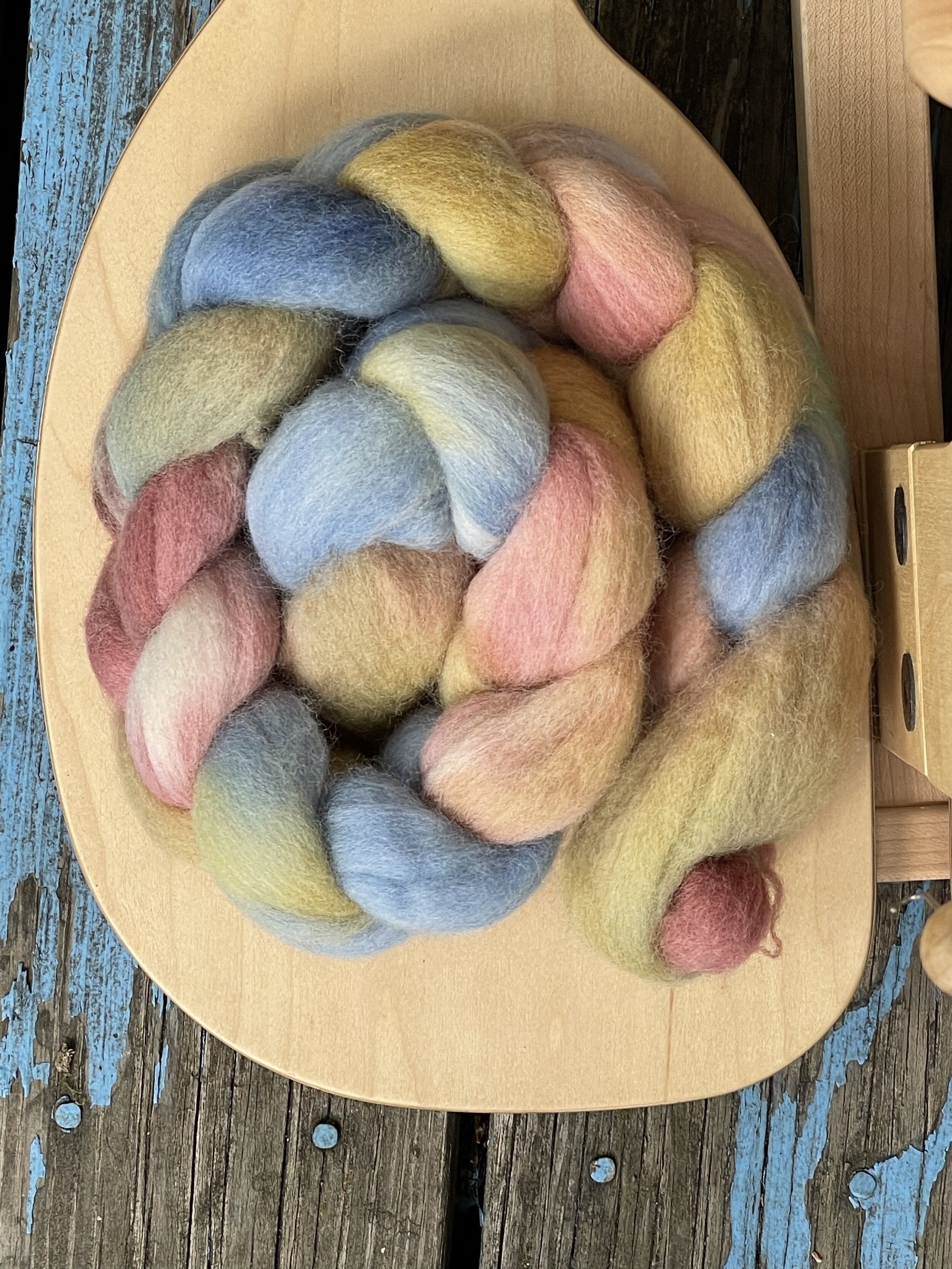 New to Me Dyer and Wheel