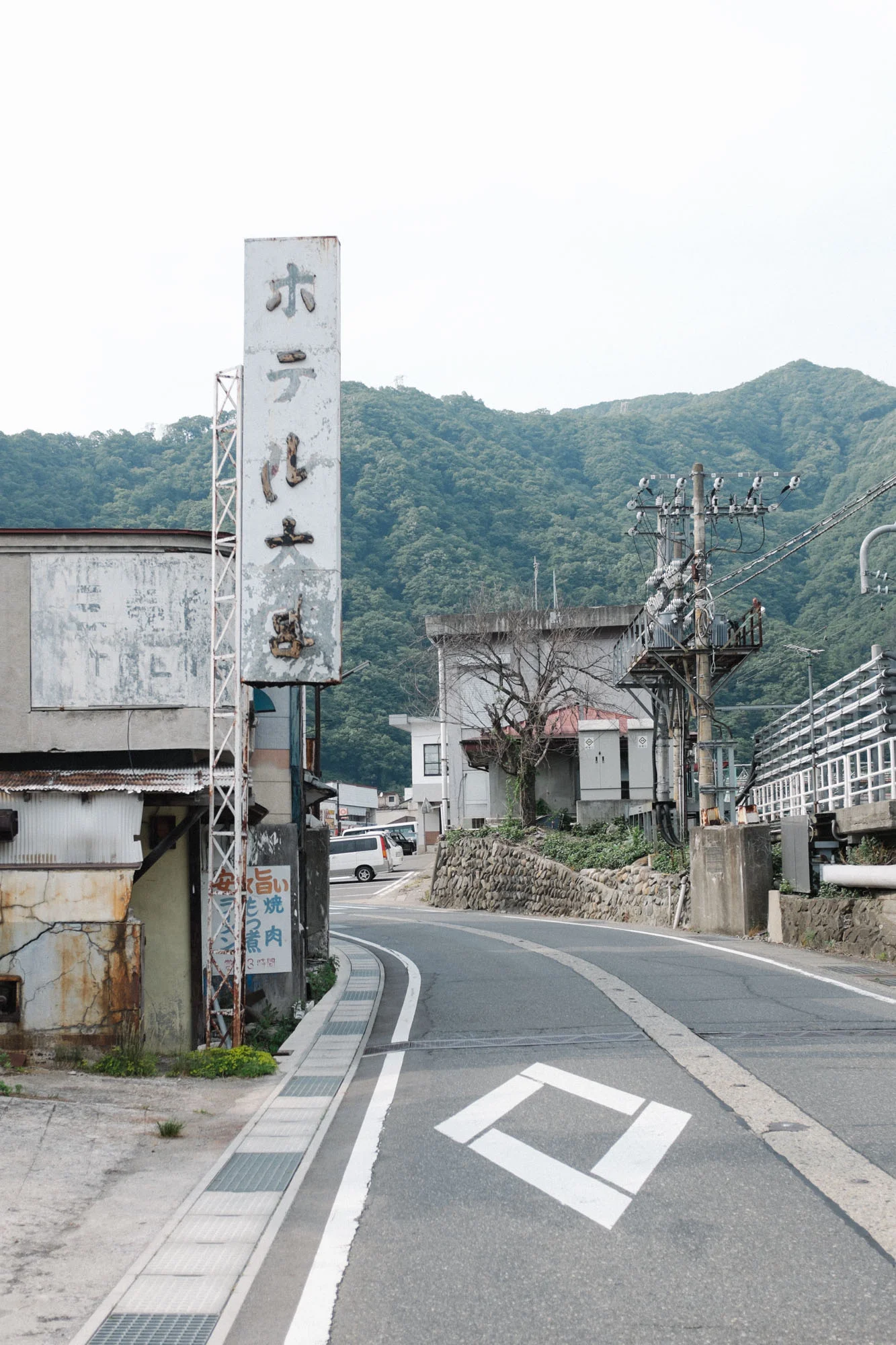 Marnie Hawson Melbourne travel photographer, Japanese architecture