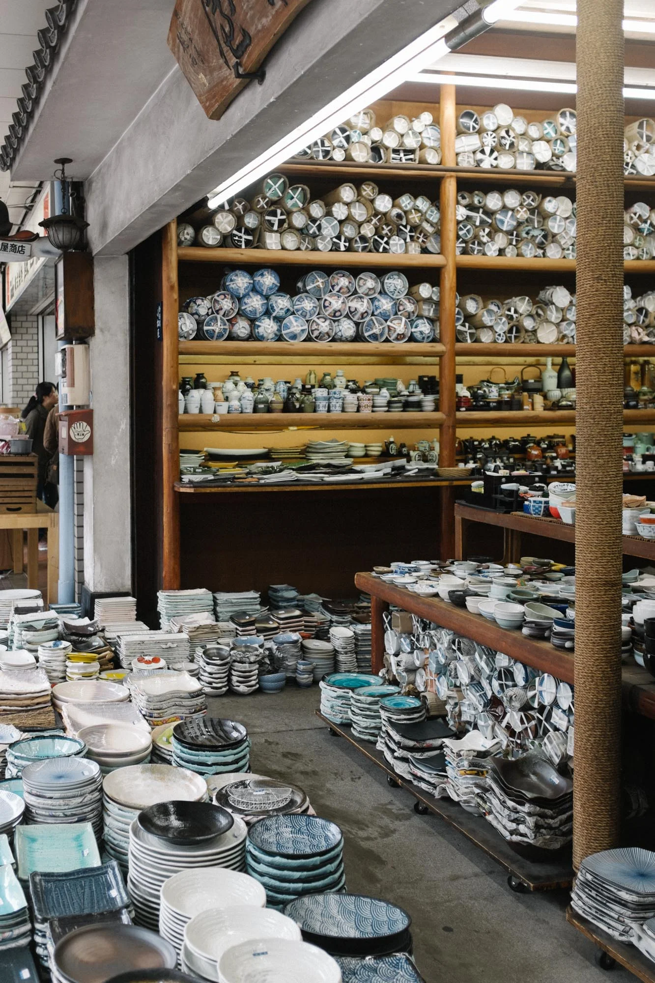 Marnie Hawson Melbourne travel  &nbsp;photographer, Japanese pottery