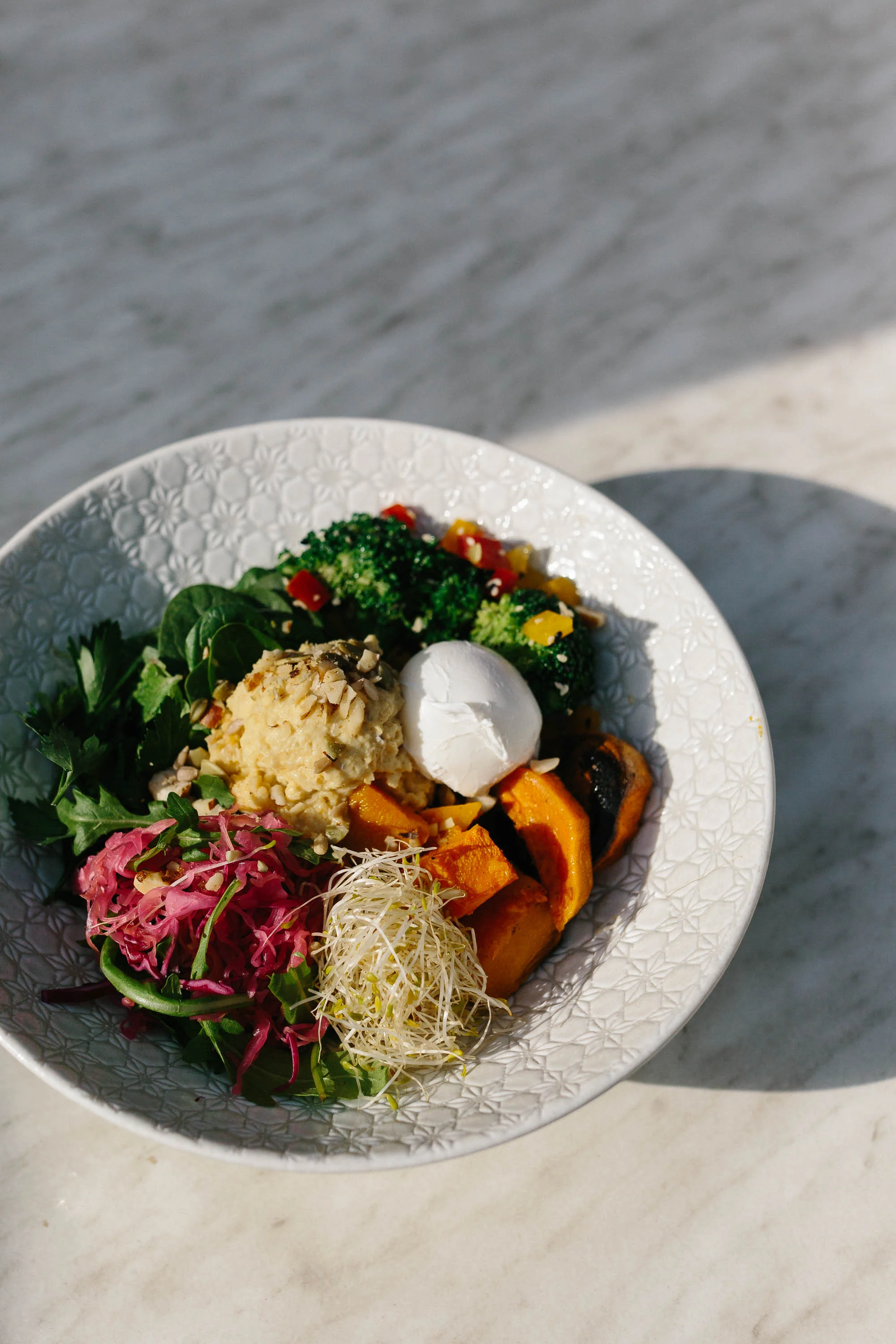 Nutrition bomb, Serotonin Eatery