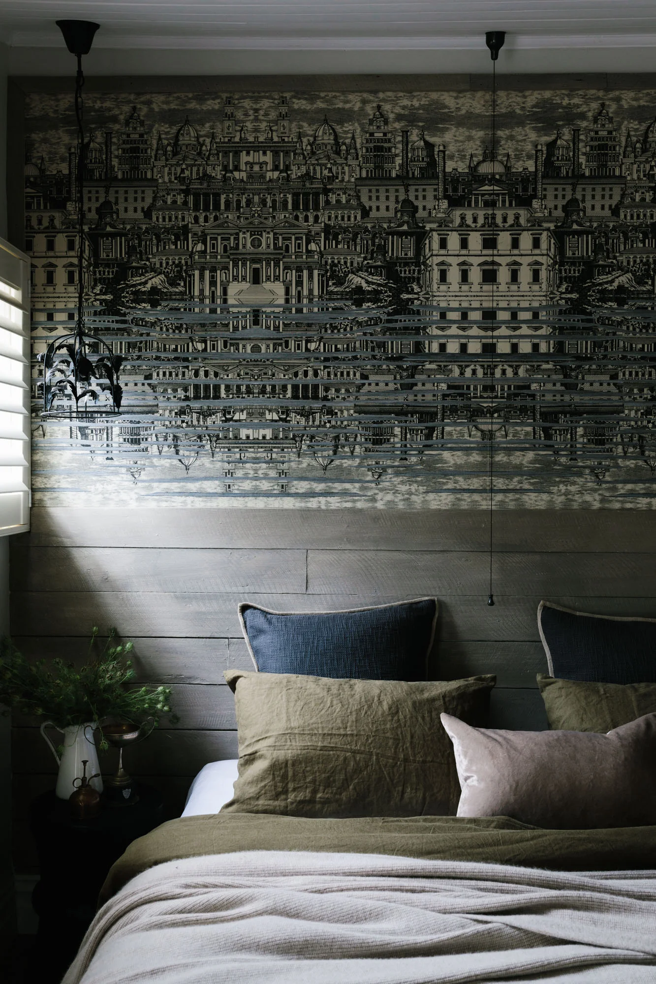 Marnie Hawson, Melbourne purpose-driven photographer for Acre of Roses, Trentham. A sustainable flower farm and luxury country accommodation. Styled by Belle Hemming.