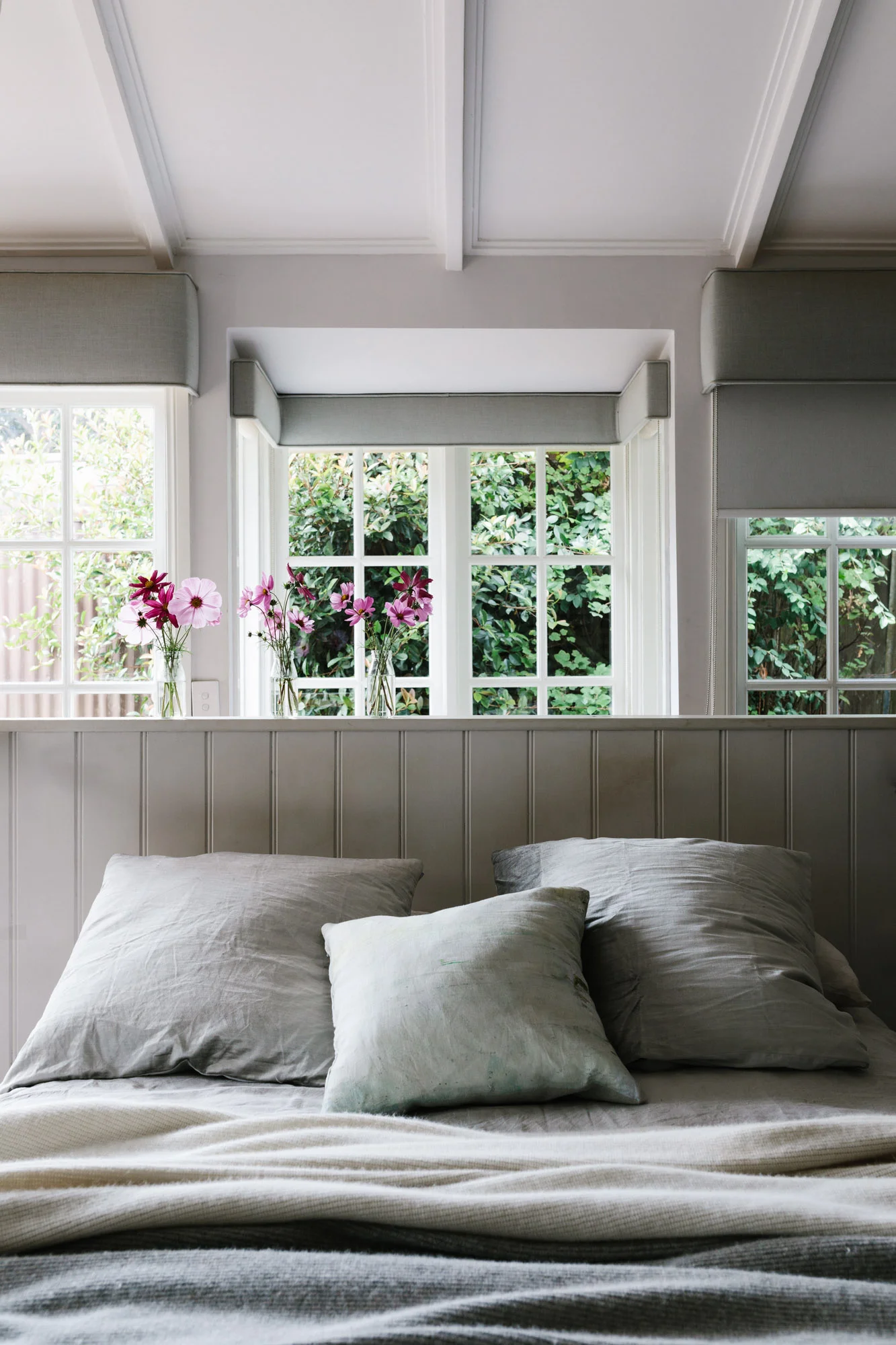 Marnie Hawson, Melbourne purpose-driven photographer for Acre of Roses, Trentham. A sustainable flower farm and luxury country accommodation. Styled by Belle Hemming.