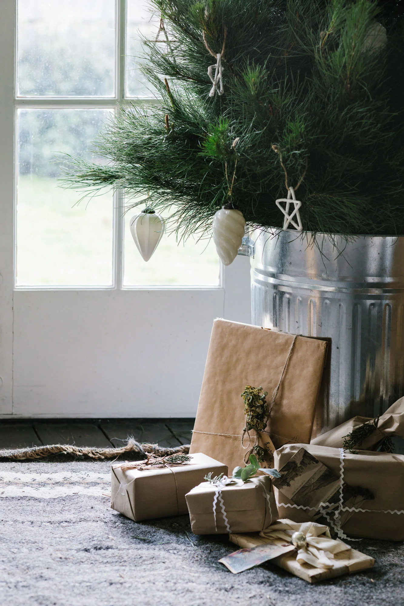 Christmas with Lynda Gardener at The Estate Trentham for  Australian House &amp; Garden , Christmas 2018. Photography by Marnie Hawson, and styled by Inside Story.